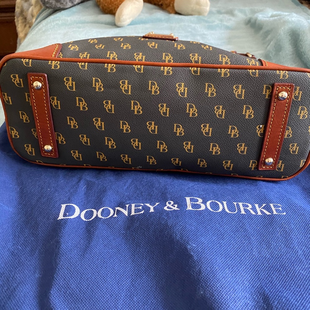 Bag - Picture 3 of 8
